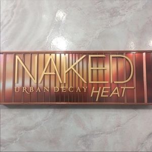 Urban Decay Naked Heat Palette